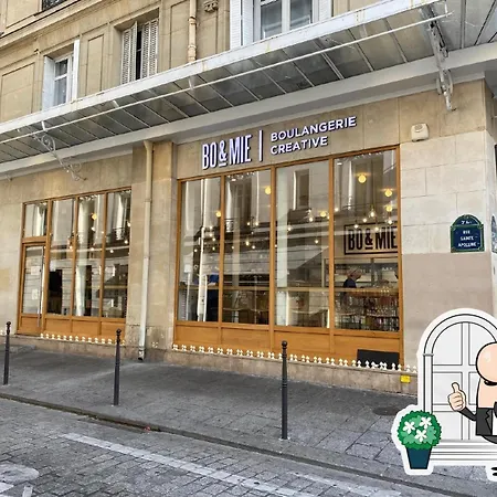 Апартаменты Marais 4 Bedrooms New Париж