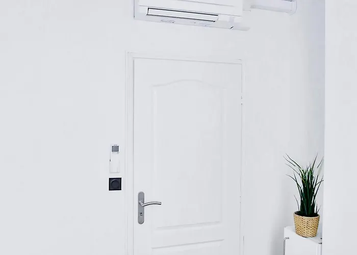 Marais 4 Bedrooms New *