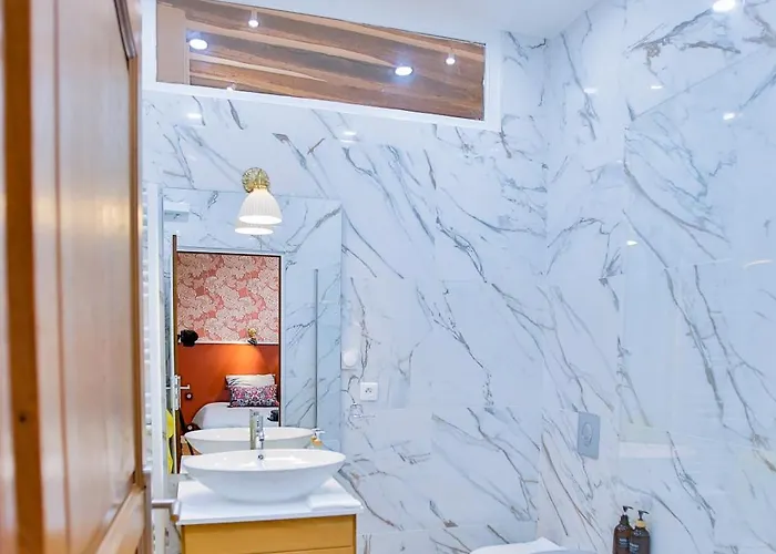 Marais 4 Bedrooms New