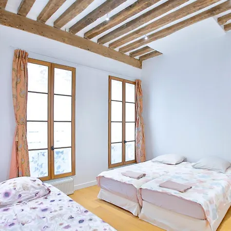 Apartment Marais 4 Bedrooms New